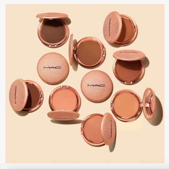 MAC Cosmetics Skinfinish Sunstruck Matte Bronzer Powder - Picture 1 of 5
